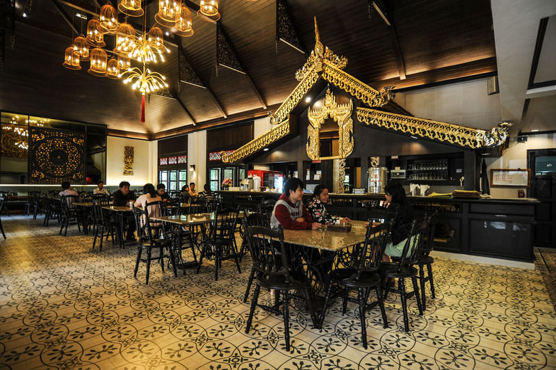 Suan Bua Hotel & Resort Ban Pong  Exterior photo